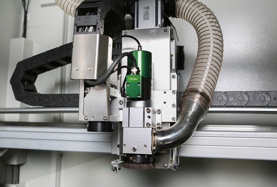 Snijmachine van de Machinepcb van PCB Depaneling van de Genitec de Multias voor Automobielelektronika GAM380AT